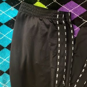 PINK Victoria Secret jegged, athleisure pants. Very comfy, excellent condition.